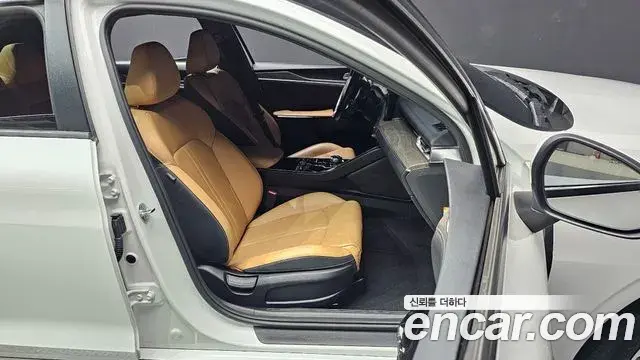 Kia K5 2021 — Фото 10/20