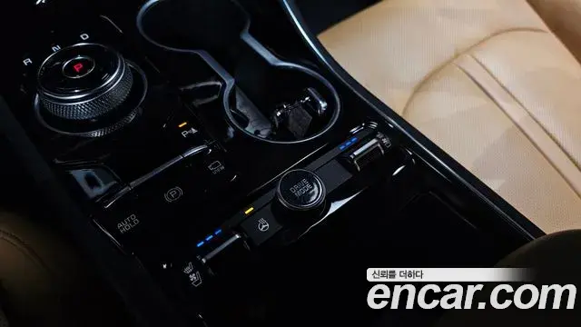 Kia K5 2021 — Photo 6/31