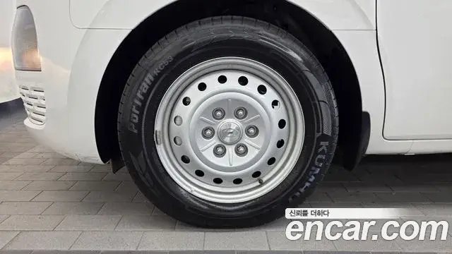 Hyundai Staria 2025 — Фото 4/20