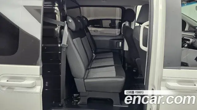 Hyundai Staria 2025 — Фото 12/20