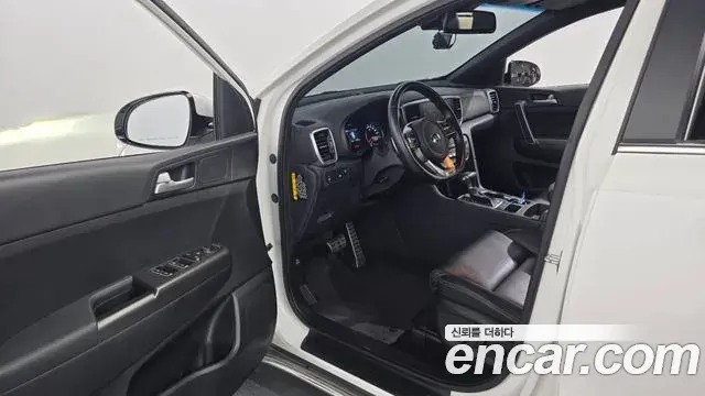 Kia Sportage The Bold 2020 — Фото 10/20