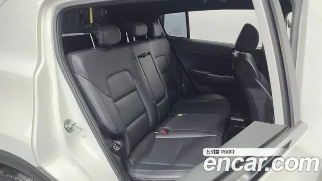 Kia Sportage The Bold 2020 — Фото 12/20
