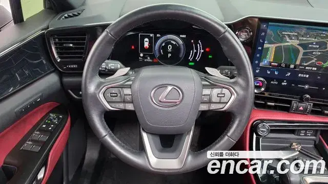 Lexus NX350h 2023 — ფოტო 33/34