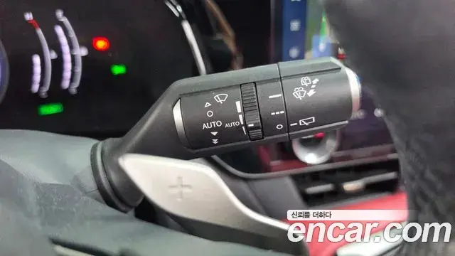 Lexus NX350h 2023 — ფოტო 30/34