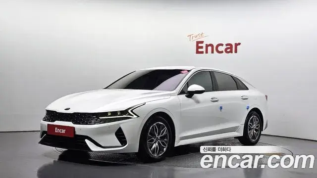 Kia K5 2020 — ფოტო 8/20