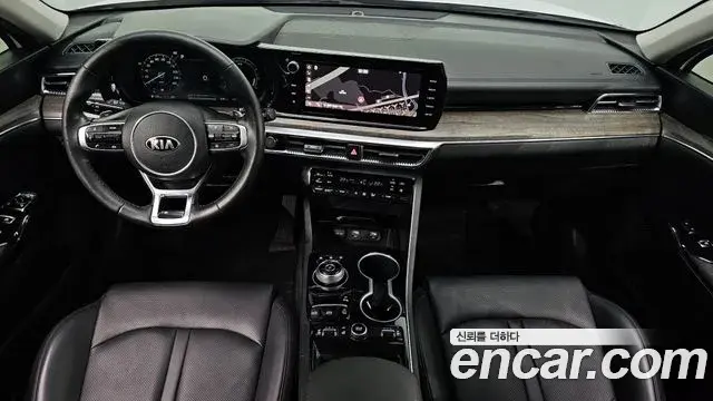 Kia K5 2020 — ფოტო 12/20