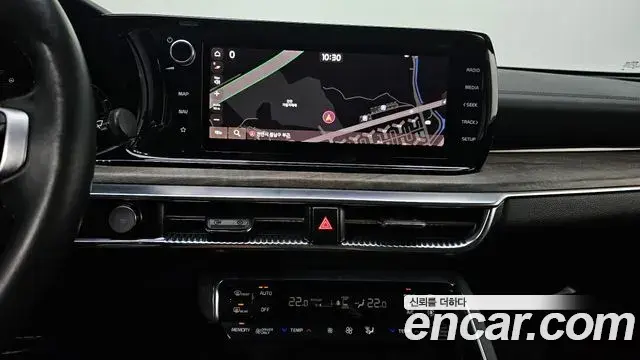 Kia K5 2020 — ფოტო 18/20