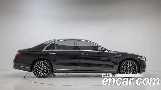 Mercedes-Benz S-Class 2026 — Фото 1/18