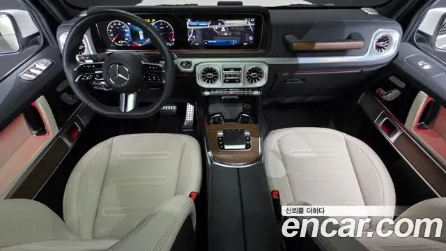 Mercedes-Benz G-Class 2025 — ფოტო 8/20