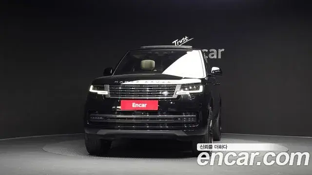 Land Rover Range Rover 2023 — Фото 3/20