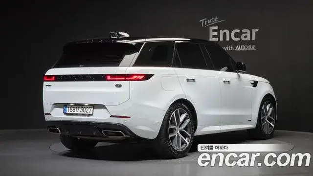 Land Rover Range Rover Sport 2023 — Şəkil 12/32