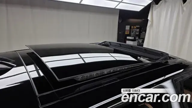 Land Rover Range Rover Sport 2023 — Şəkil 21/32