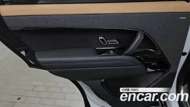 Land Rover Range Rover Sport 2023 — Şəkil 9/32