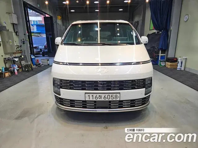 Hyundai Staria 2026 — Photo 15/20