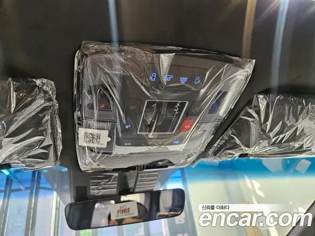 Hyundai Staria 2026 — Photo 7/20