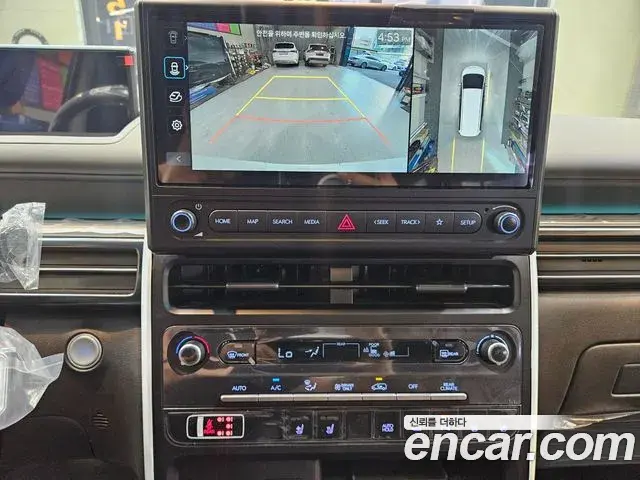 Hyundai Staria 2026 — Photo 9/20