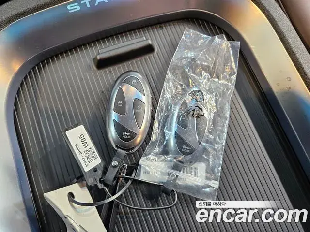 Hyundai Staria 2026 — Photo 5/20