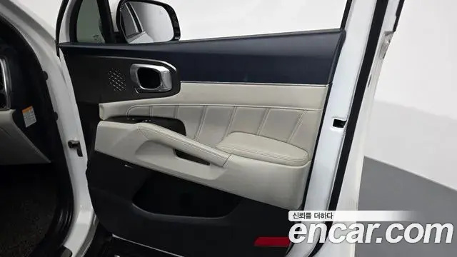 Kia Sorento 2020 — Şəkil 26/32