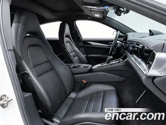Porsche Panamera 2019 — Фото 14/19