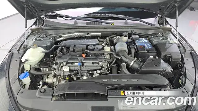 Kia K5 2020 — Şəkil 22/32
