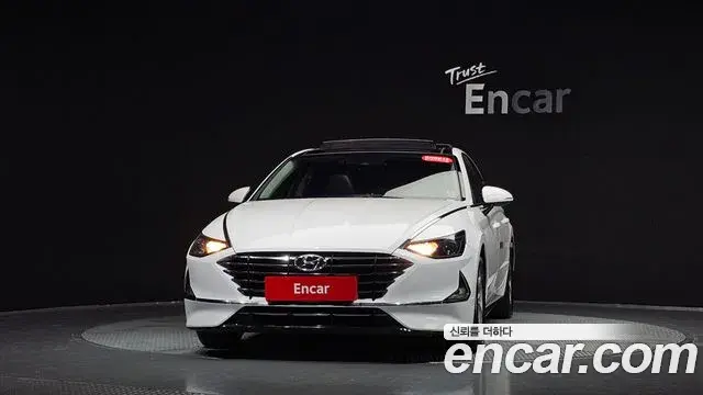 Hyundai Sonata 2019 — Фото 3/20
