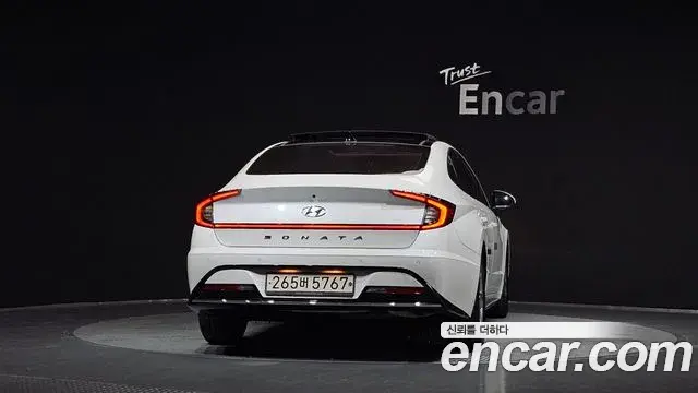 Hyundai Sonata 2019 — Фото 4/20