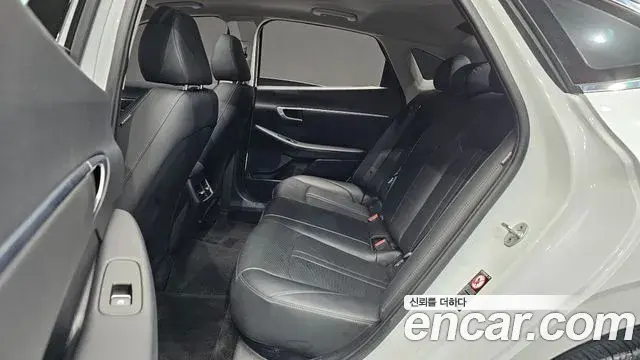Hyundai Sonata 2019 — Фото 12/20