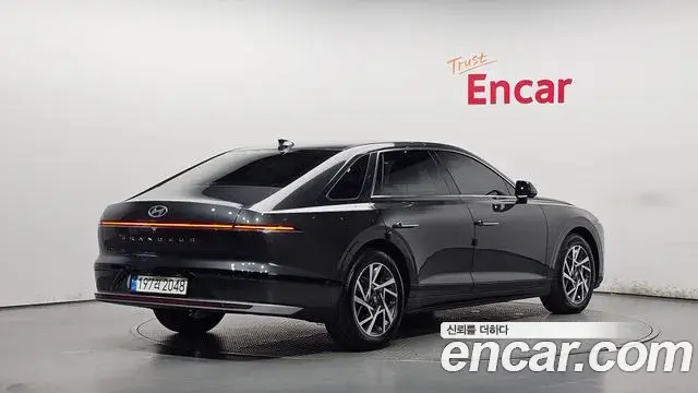 Hyundai Grandeur 2023 — Фото 2/20