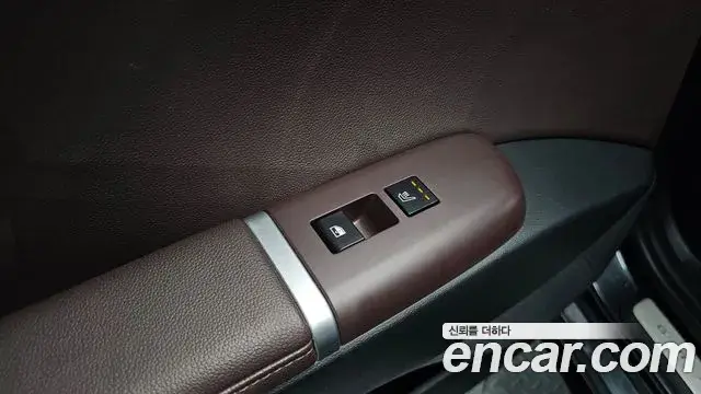 Hyundai Grandeur 2023 — Фото 18/20