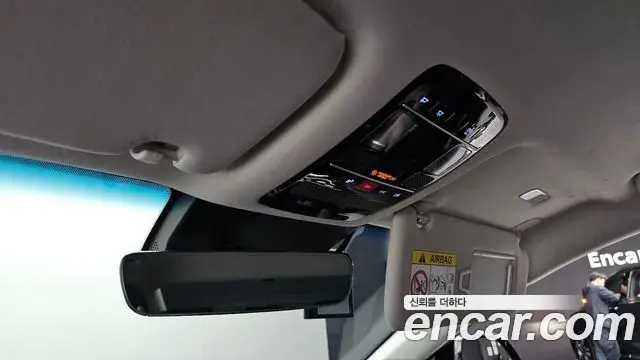Hyundai Grandeur 2023 — Фото 19/20