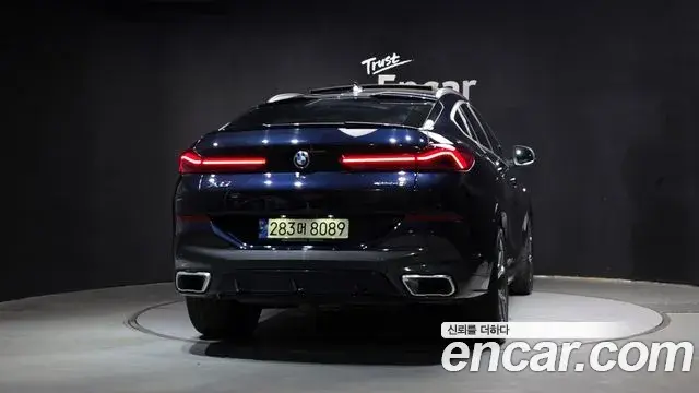 BMW X6 2023 — Фото 4/20