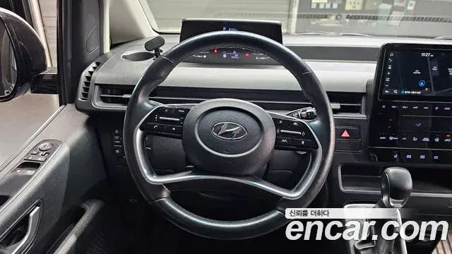 Hyundai Staria 2023 — Фото 14/20