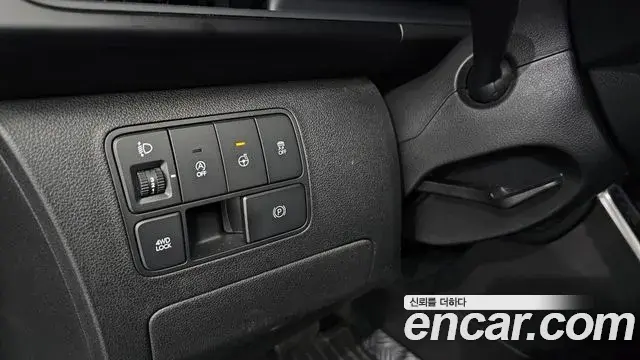 Hyundai Staria 2023 — Фото 19/20