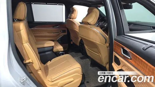 Jeep Grand Cherokee 2021 — Фото 12/20