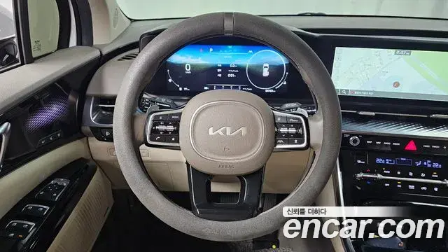 Kia Carnival 2022 — Фото 13/20