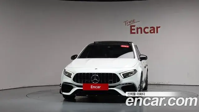 Mercedes-Benz A-Class 2022 — Фото 3/20