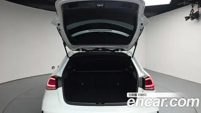 Mercedes-Benz A-Class 2022 — Фото 20/20