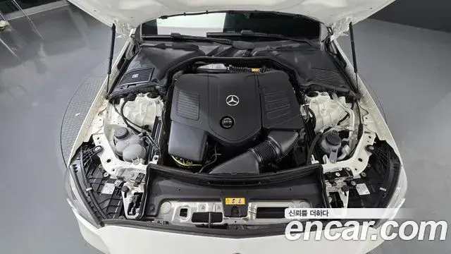 Mercedes-Benz C-Class 2025 — Фото 6/20
