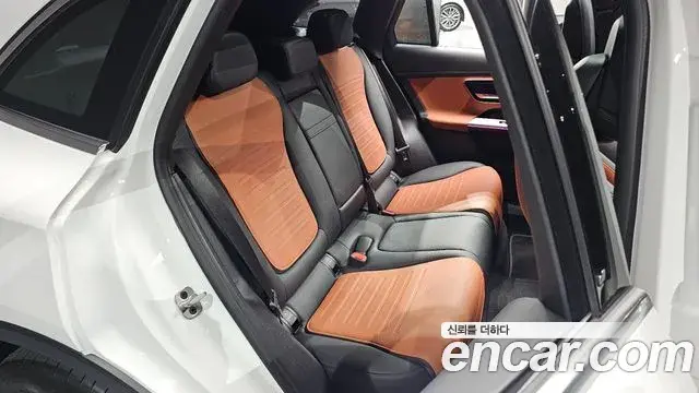 Mercedes-Benz GLC-Class 2023 — Фото 11/20