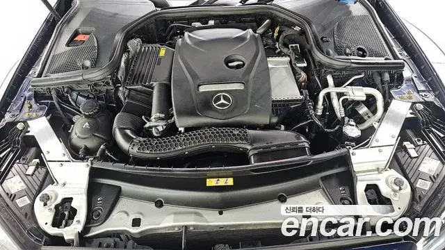 Mercedes-Benz E-Class 2021 — Фото 6/20