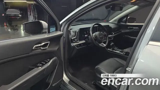 Kia Sportage 2022 — Фото 10/20