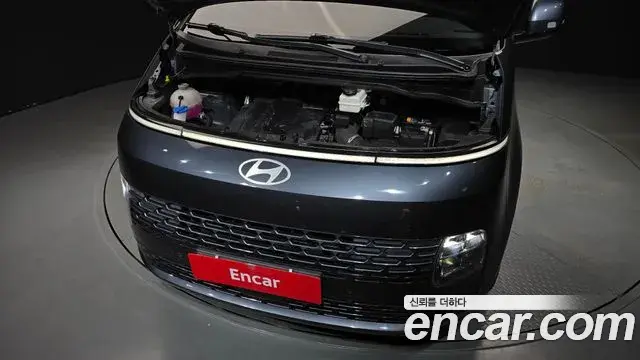 Hyundai Staria 2024 — Фото 6/20
