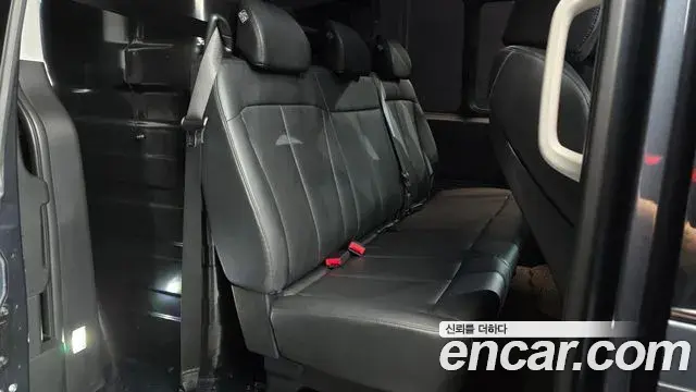 Hyundai Staria 2024 — Фото 11/20