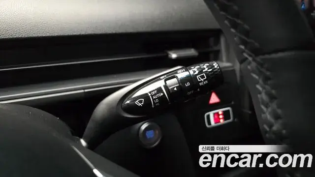 Hyundai Staria 2024 — Фото 16/20