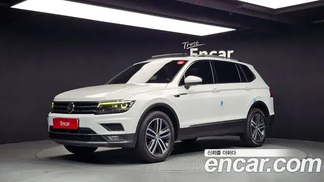 Volkswagen Tiguan Allspace 2018 — Фото 1/20