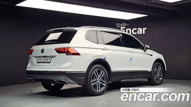 Volkswagen Tiguan Allspace 2018 — Фото 2/20