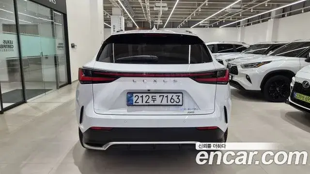 Lexus NX450h+ 2025 — Şəkil 10/20