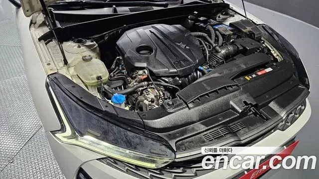 Kia K5 2019 — Şəkil 13/30