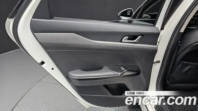 Kia K5 2019 — Şəkil 12/30