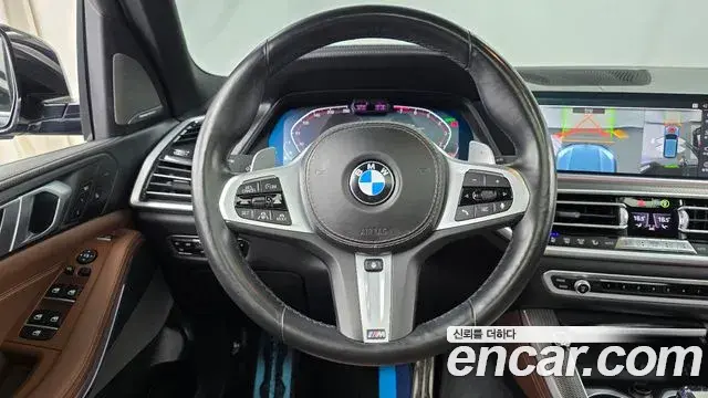 BMW X5 2021 — Фото 12/20